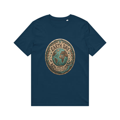 Earth Day Vintage Globe T-Shirt – April 22 Environmental Awareness Tee